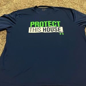 Navy under armour short sleeve athletic tee